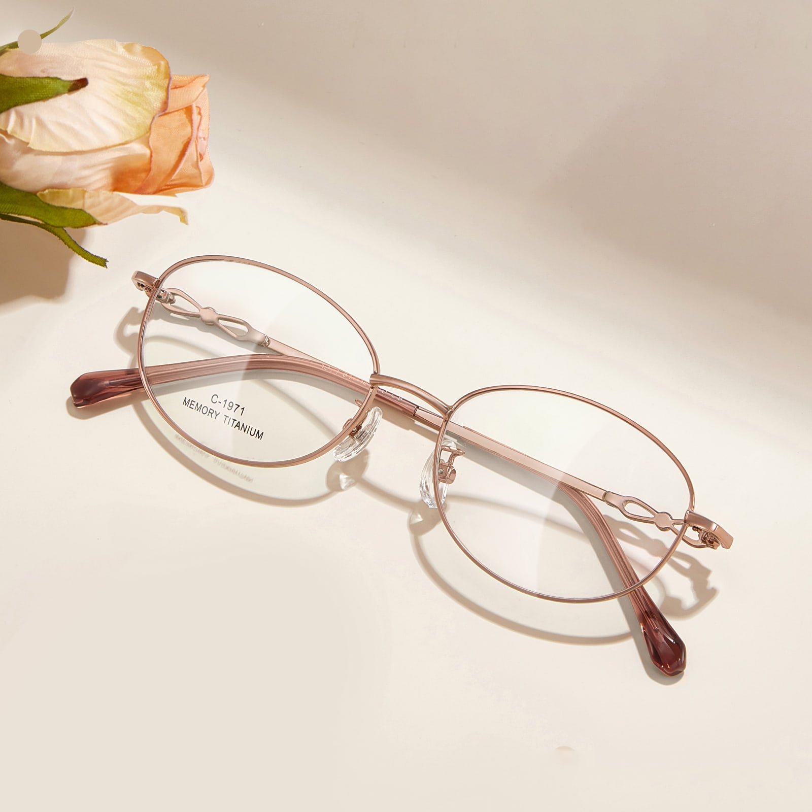 1971 Commuter Delicate Memory Titanium Alloy -lasit