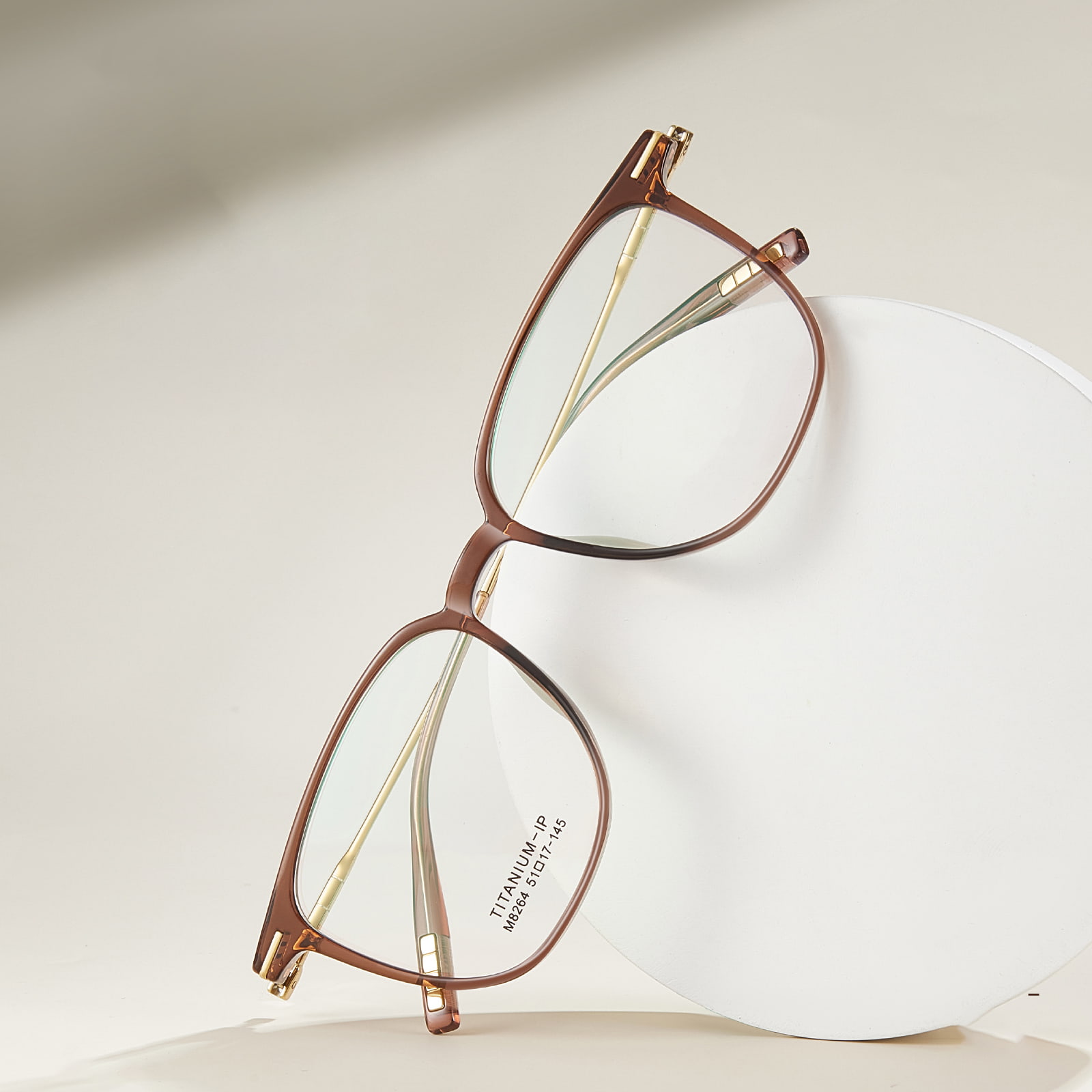 M8264 Kevyet ja kestävät Bamboo β Titanium lasit
