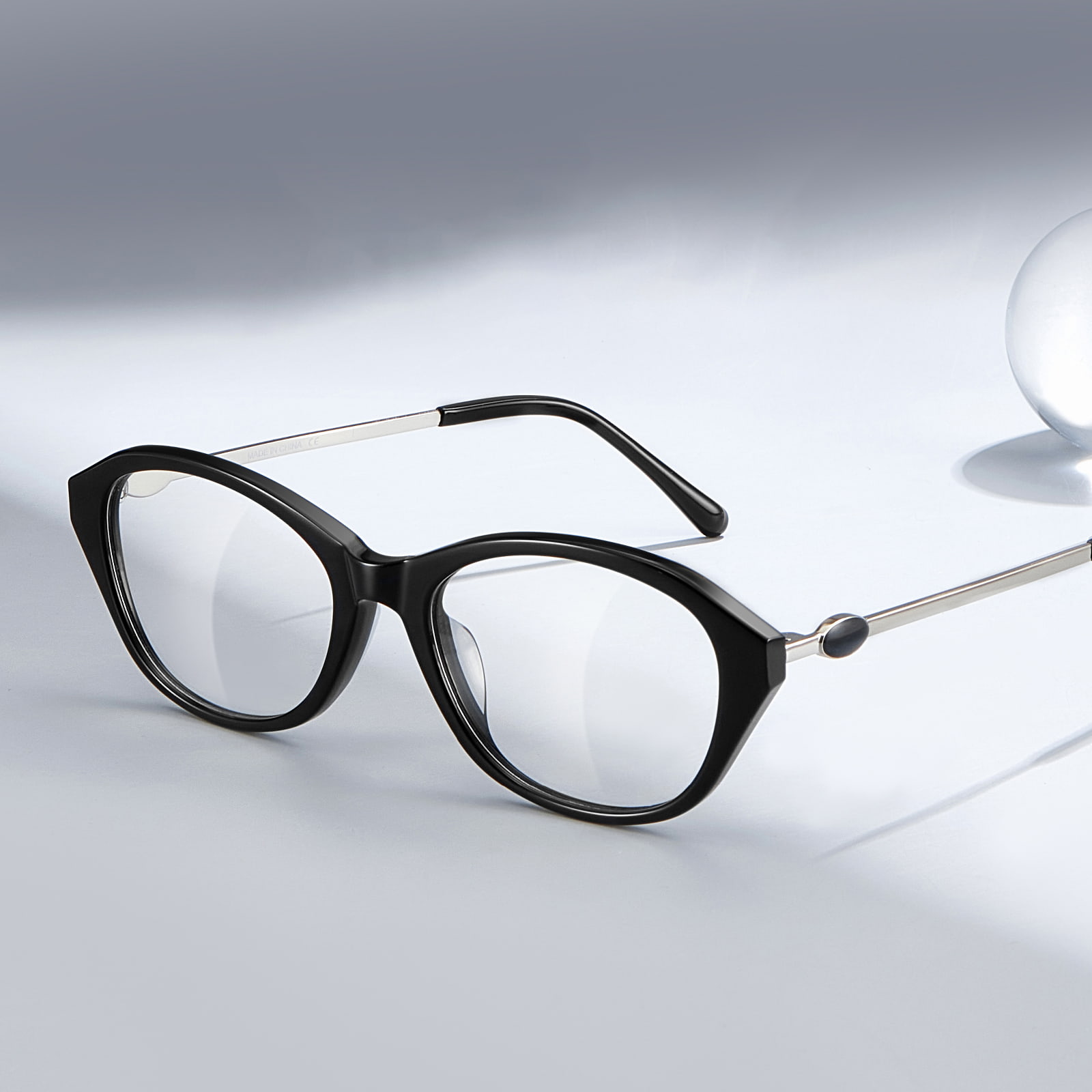 BC2039 Retro Cat-Eye Light asetaattilasit
